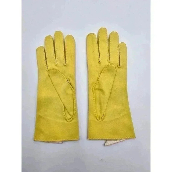 Vtg Wear Right Women's Size 6.5 Yellow Suede Gloves - Picture 3 of 6